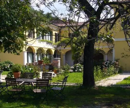 La Bed and Breakfast Arzo