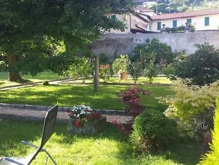 Bed and Breakfast La 4*